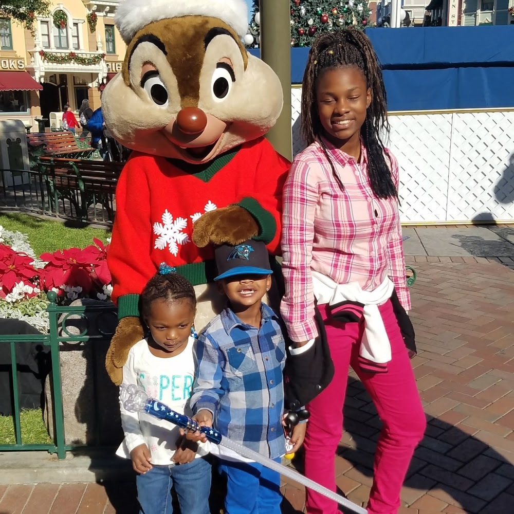 Meet your Posher, Christiana